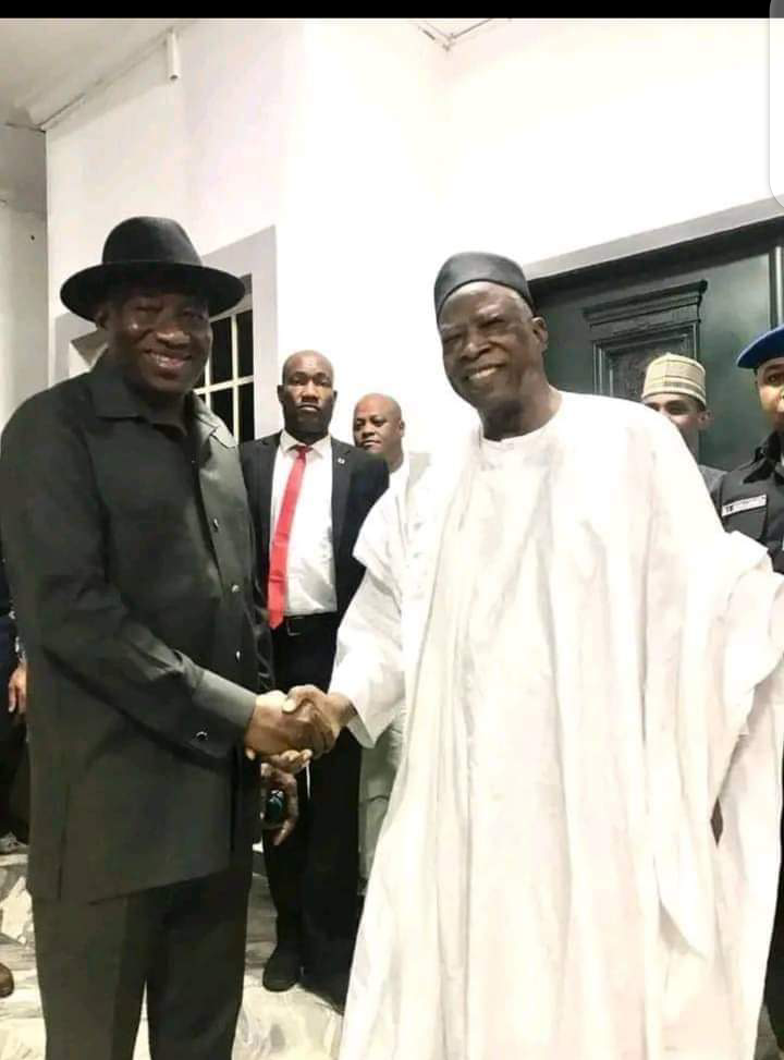 Goodluck Jonathan Meets APC National Chairman, Senator Adamu Abdullahi This Evening.