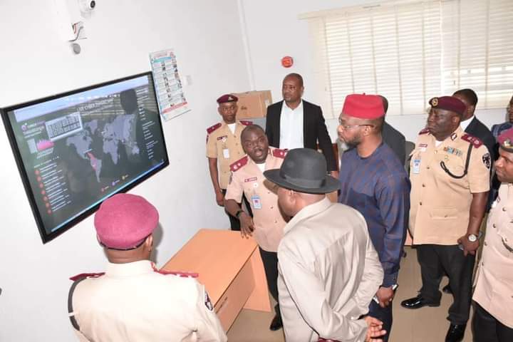 Goodluck Jonathan Visits FRSC HQ To Renew his Driver's Licence (Photos)