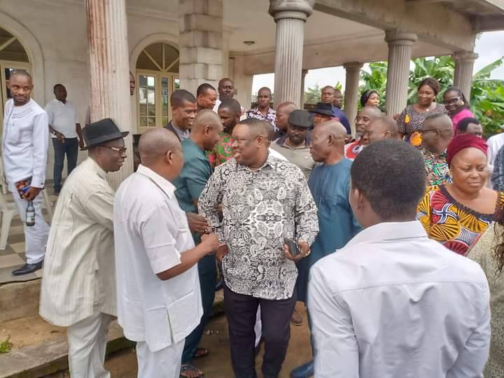 THE FOUNDER AND THE STATE ADVISORY COUNCIL OF THE PASTOR REUBEN INITIATIVE FOR GOOD LEADERSHIP AND ACCOUNTABILITY TODAY PAYS A SOLIDARITY VISIT TO THE COORDINATOR TINUBU SUPPORT GROUP CHIEF EBITIMI AMGBARI.