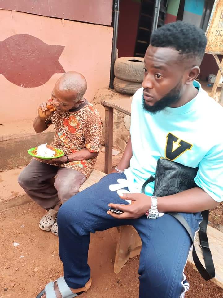 SAD: Popular Nollywood Actor need help as landlord throws loads out