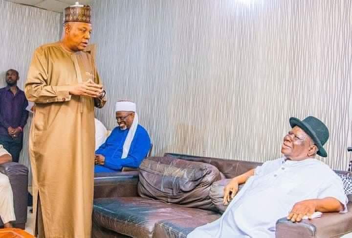 Breaking: APC Vice presidential candidate, Senator Kashim Shettima, visits Ijaw national leader, Chief Edwin Clark