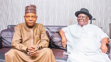 Breaking: APC Vice presidential candidate, Senator Kashim Shettima, visits  Chief Edwin Clark
