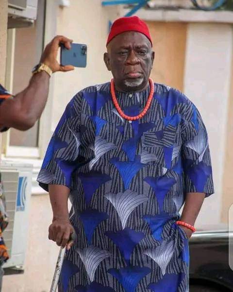 Actor Larry kolsweat took to his Facebook account to sub actresses who made it to GLB list on apostle Suleiman scandal