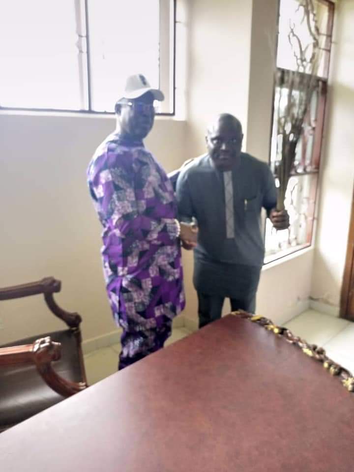 BREAKING: ANOTHER STRONG PDP STALWART FROM YENAGOA LGA RESIGNS, DECAMP TO APC.