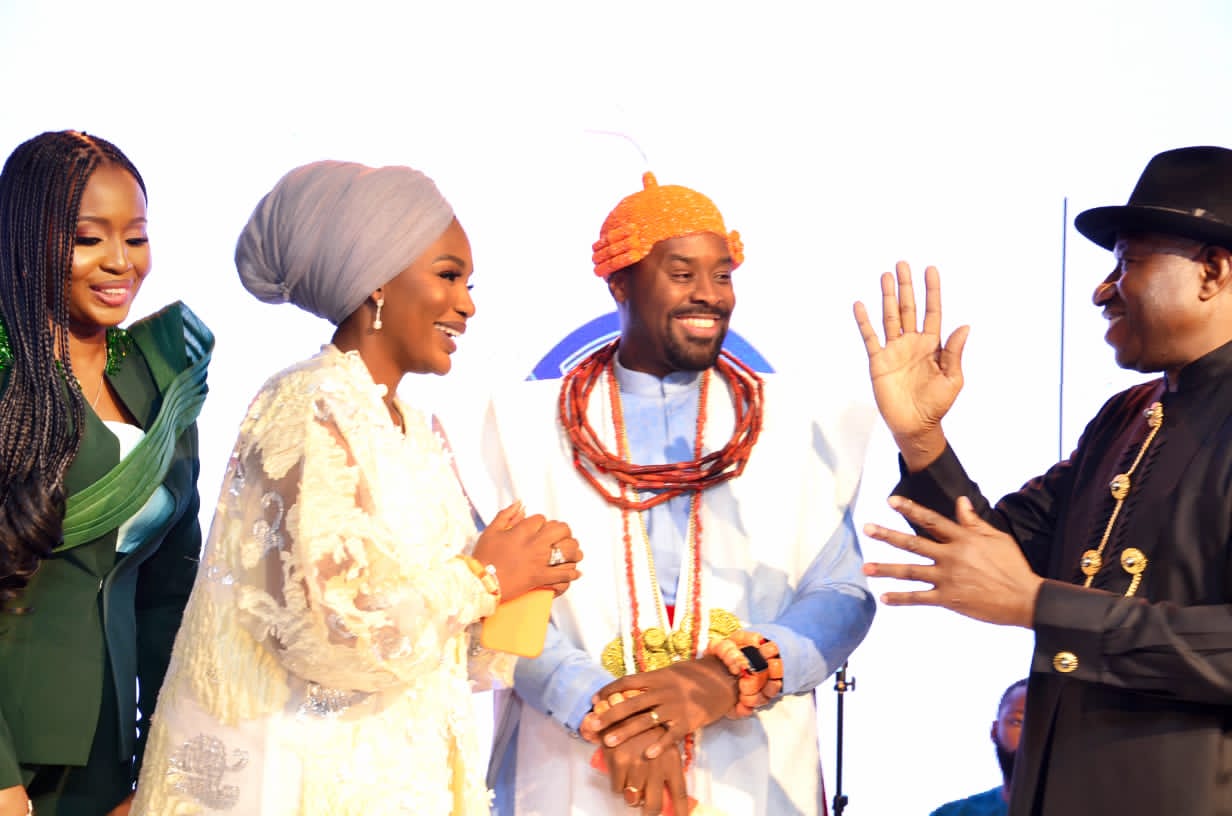 Jonathan, Oshiomhole, Ezekwesili, Others Extol Capt Hosa As Children Launched Foundation In His Memory