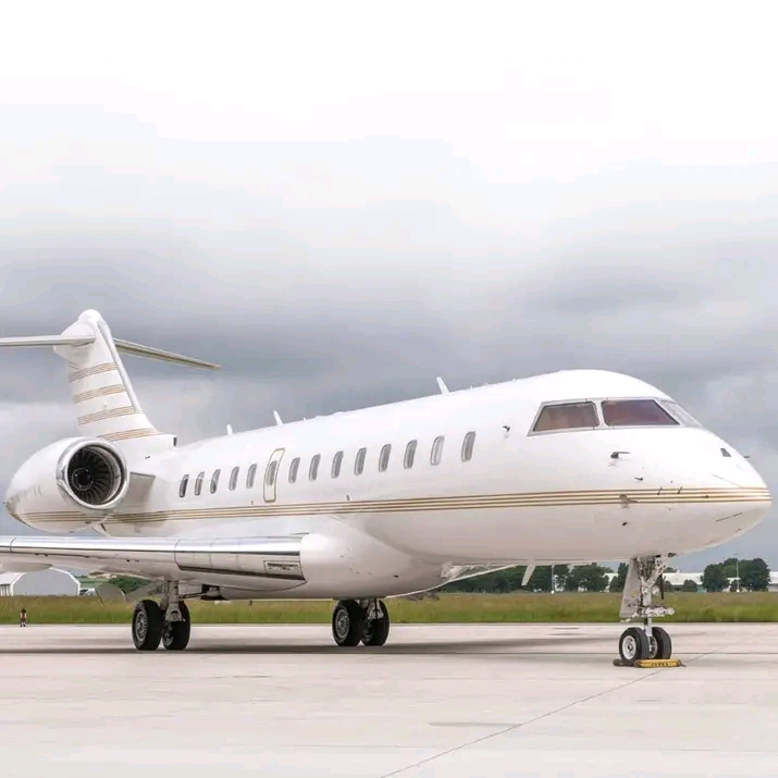 See Private Jet Toilet As It Look Like