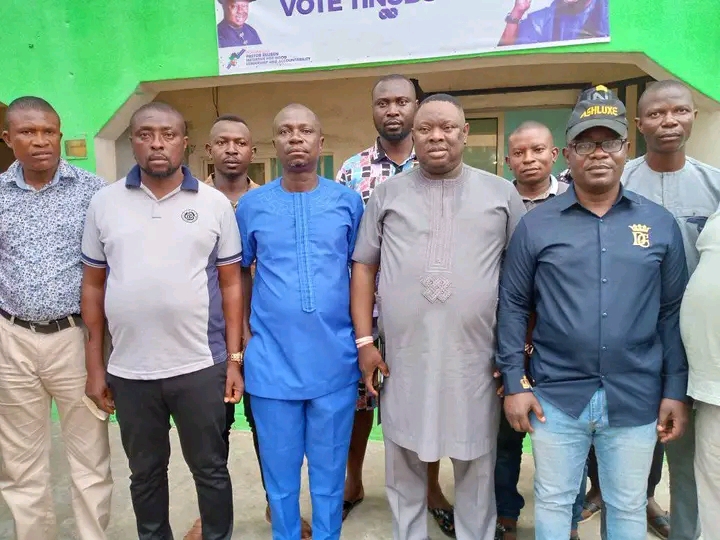 Epie Atissa Young People for APC visits the newly Appointed South South Coordinator of the Asiwaju Group and Founder Pastor Reuben Initiative For Good Leadership And Accountability Chief Pastor Reuben Wilson.