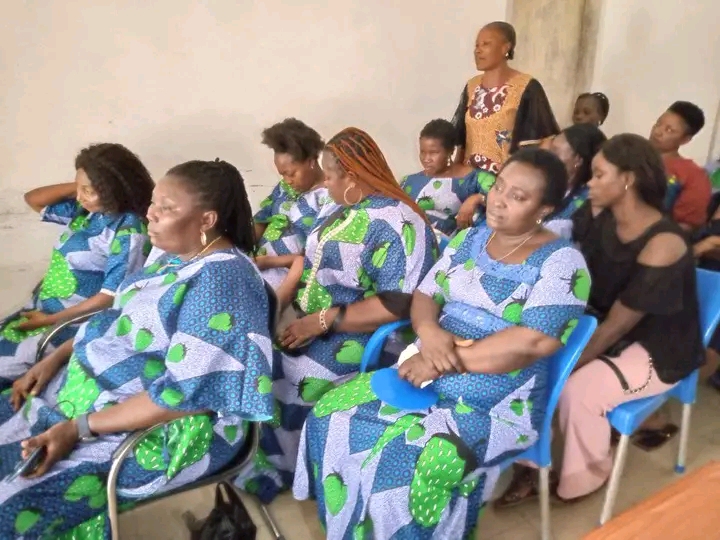 Chief Pastor Reuben Wilson receives in Audience the Bomo APC Women in Southern Ijaw LGA led by Preye Columbus as they Congratulate him