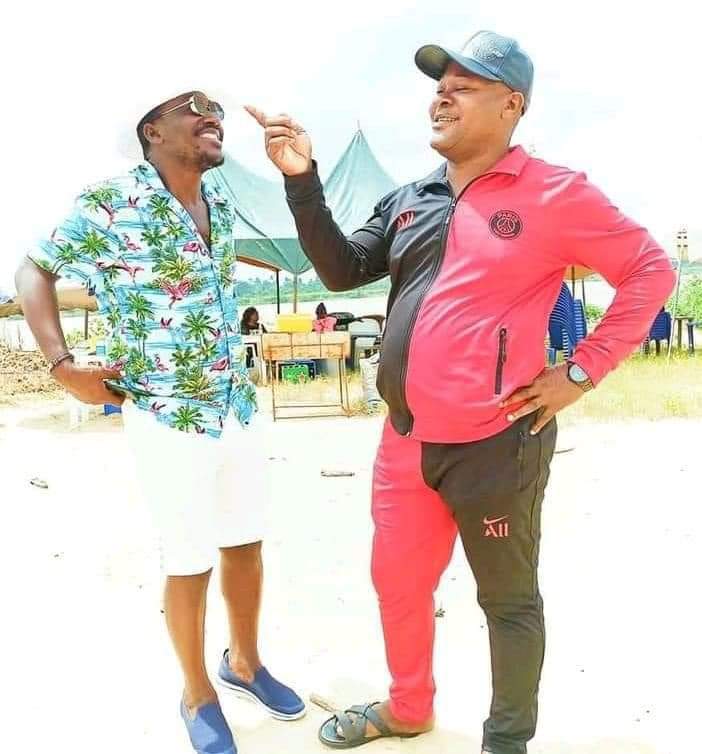 FOR THE PEACE AND GROWTH OF THE IJAW MUSIC INDUSTRY, LET ALL MY FANS AND BELIEVERS WALK ON THE PATH OF LOVE AND PEACE BECAUSE KING PEREAMA FREETOWN AND I CANNOT AND WILL NEVER BE DIVIDED BY WHAT HAPPENED ON THE REMEMBRANCE DAY OF KING ROBERT EBIZIMOR