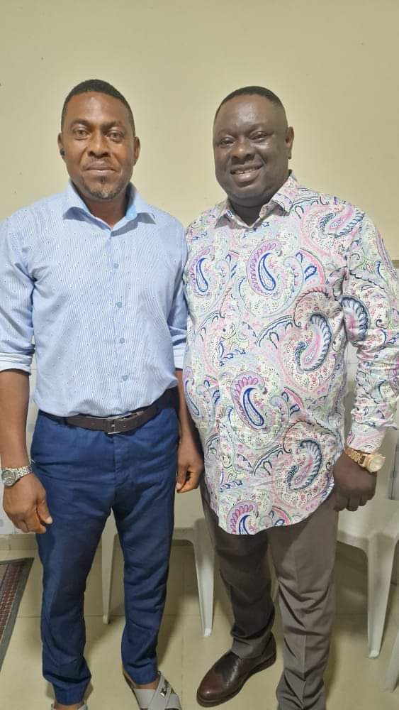 PASTOR REUBEN VOWS TO SUPPORT THE PRODUCER OF THE MOVIE HIGH ELEVEN, PROMISE TO ATTENDS THE PREMIER ON THE 18TH AT THE NOSTALGEA CINEMAS.