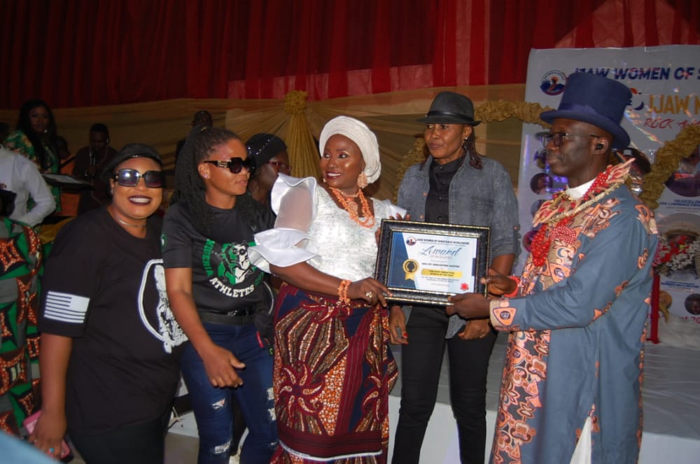 Pst Esther Saiyou Martins Bags Most Impactful Woman of the year awards 2022