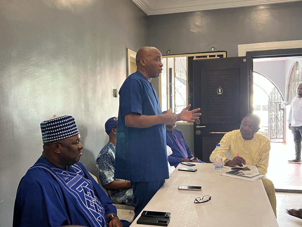 PASTOR REUBEN WILSON THE SOUTH SOUTH COORDINATOR OF THE ASIWAJU GROUP AND THE FOUNDER OF THE PASTOR REUBEN INITIATIVE FOR GOOD LEADERSHIP AND ACCOUNTABILITY PLAYED HOST TO RIVERS STATE AND MEETS WITH THE CHAIRMAN AND MEMBERS OF THE BOARD OF TRUSTEES RIVERS STATE PROGRESSIVES FOUNDATION(RPF) HON. DR. SOKONTE DAVIES ON FRIDAY 19TH AUGUST, 2022