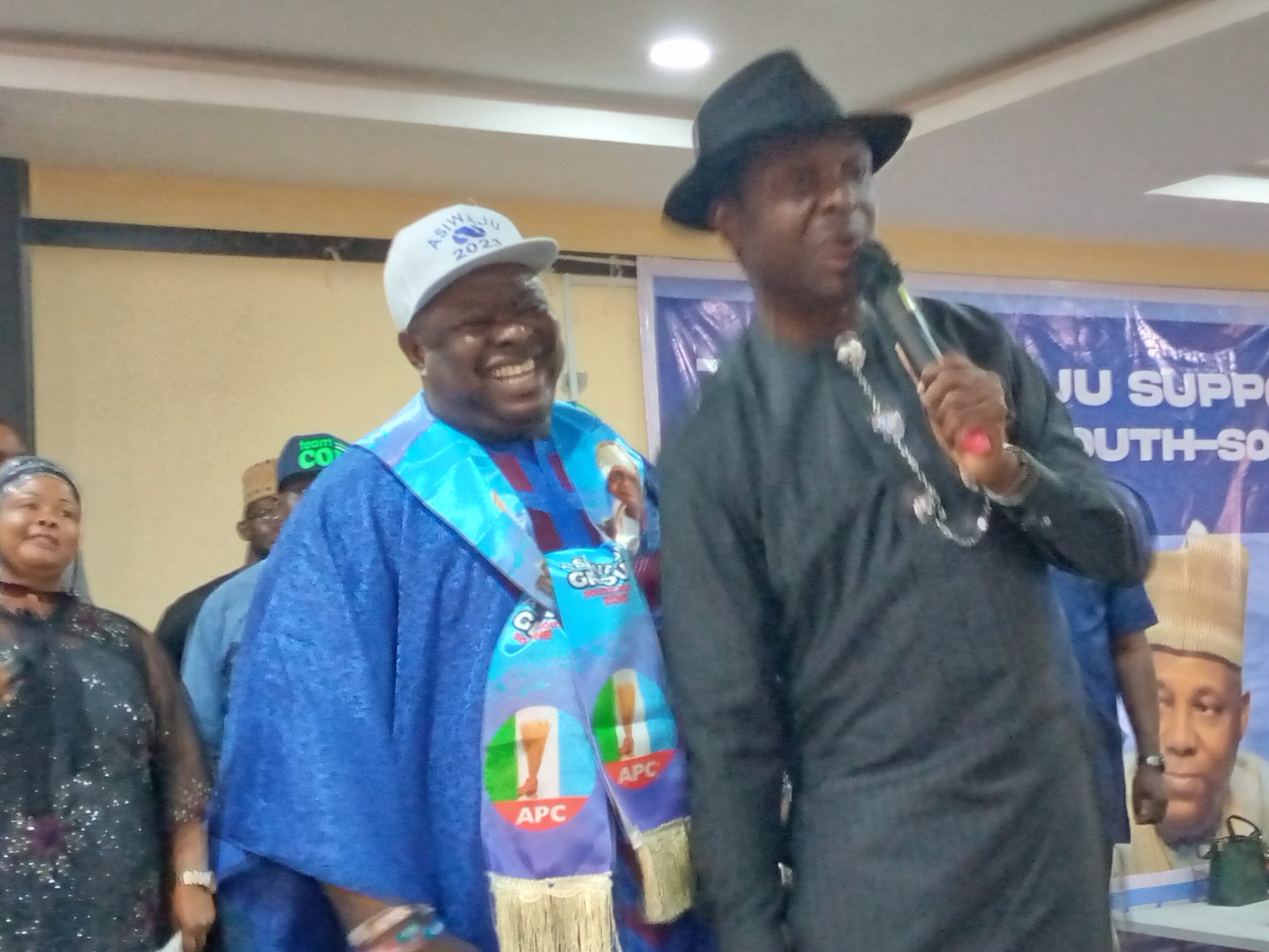 HON. TONYE COLE PARLEYS PASTOR REUBEN INITIATIVE & TAG AS CHIEF REUBEN WILSON ASSEMBLES SOUTH SOUTH VOTERS FOR TINUBU-SHETIMA PRESIDENCY 2023 IN PORT-HARCOURT