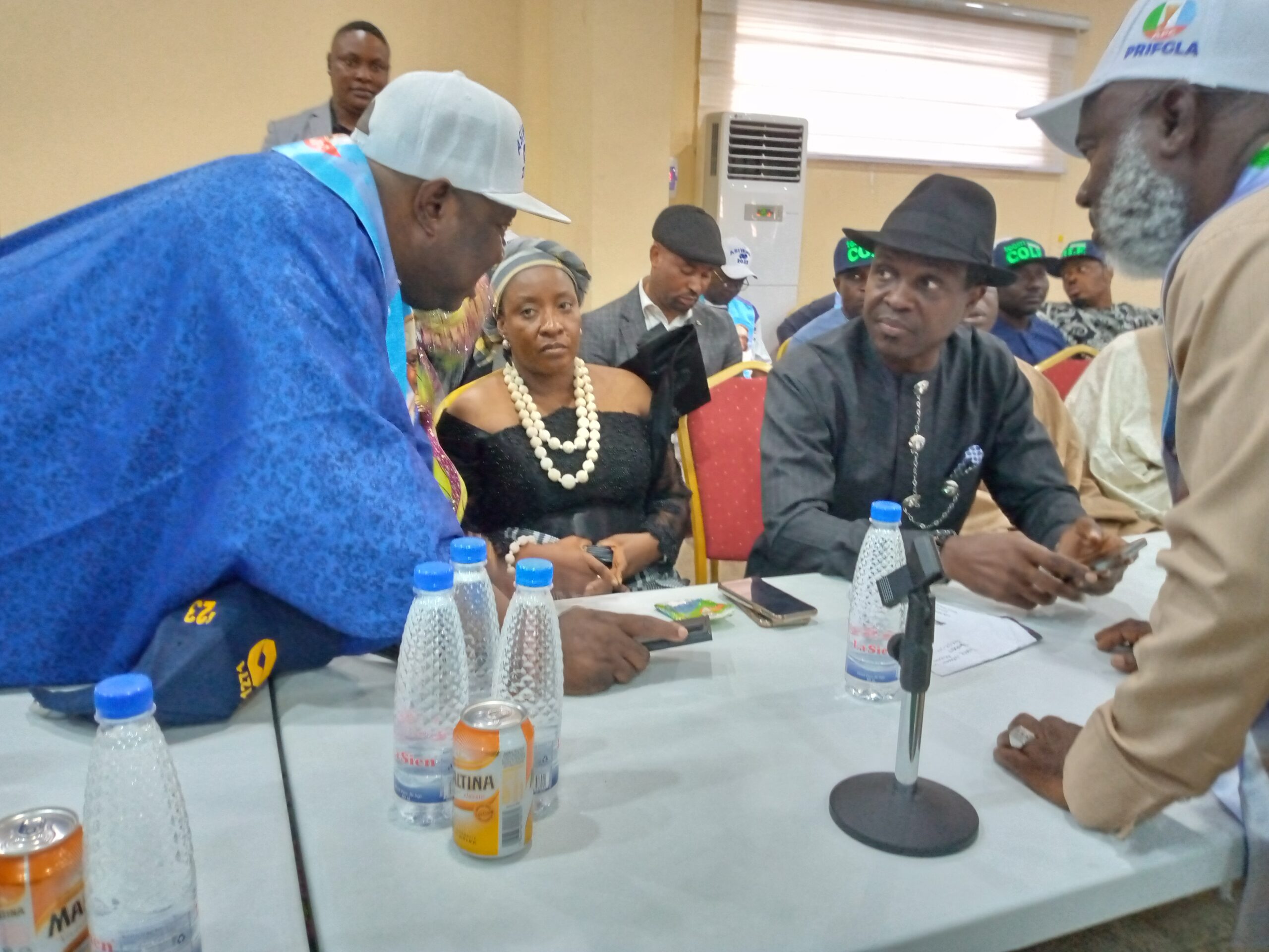 HON. TONYE COLE PARLEYS PASTOR REUBEN INITIATIVE & TAG AS CHIEF REUBEN WILSON ASSEMBLES SOUTH SOUTH VOTERS FOR TINUBU-SHETIMA PRESIDENCY 2023 IN PORT-HARCOURT