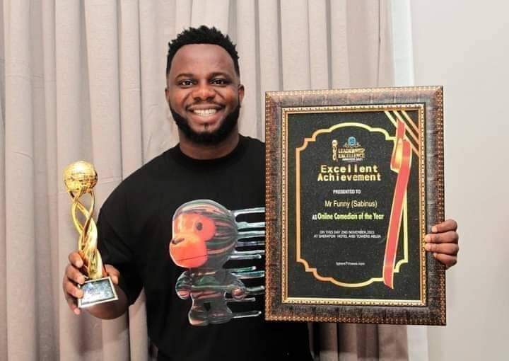 Zulum Emerges 2022 'Best Governor Of The Year' By Leadership Excellence Awards