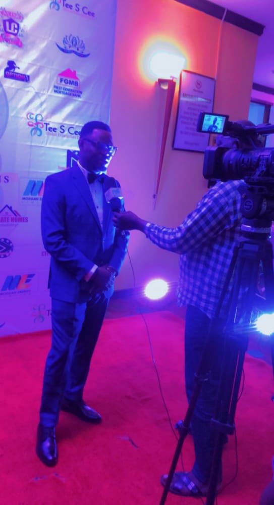 Abuja Body Of Comedians Concludes Investiture Of Onome Da Saint With Award Ceremony