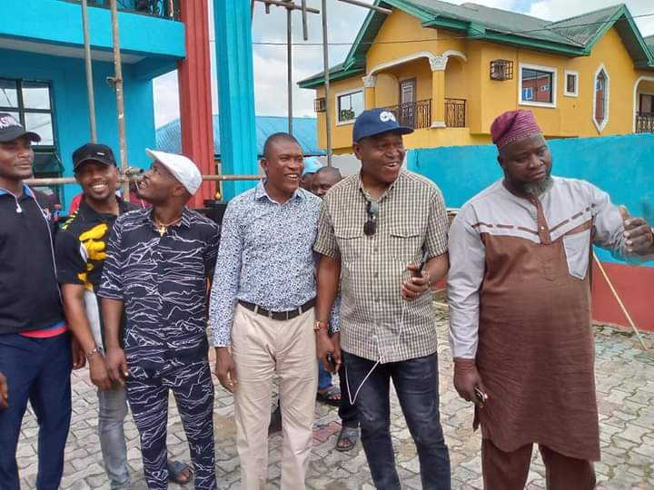 DG PASTOR REUBEN INITIATIVE DR SOLOMON DAVID TODAY INSPECTS TSG CAMPAIGN HEADQUARTERS IN YENAGOA, MEETS DIRECTOR GENERAL PRINCE EBITIMI AMGBARE
