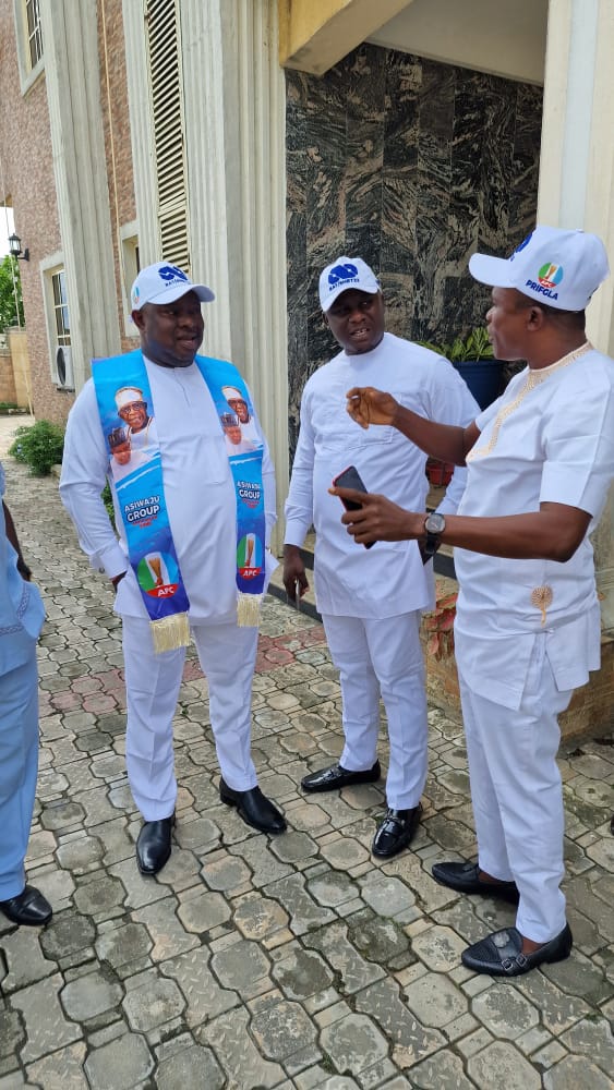 THE SOUTH SOUTH COORDINATOR OF THE ASIWAJU GROUP TAG CHIEF PASTOR REUBEN CLIFFORD WILSON SET FOR TODAY'S INAUGURATION IN AKWA IBOM STATE.