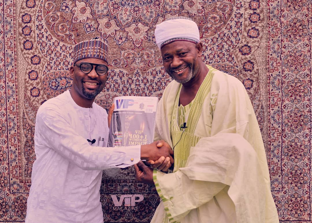70th Birthday: Etsu Nupe Alhaji (Dr)Yahaya Abubakar Receives the Publisher of VIP Magazine In Abuja*