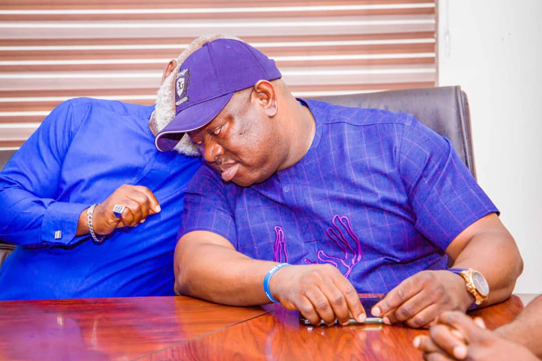 CHIEF PASTOR REUBEN MEETS WITH THE NATIONAL COORDINATOR OF THE CITY BOY PROJECT IN THE OFFICE OF THE FIRST SON OF BOLA AHMED TINUBU IN ABUJA.