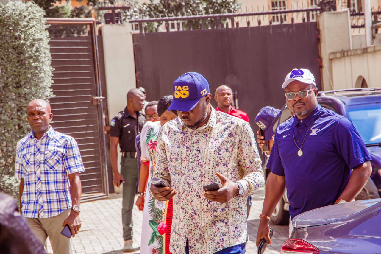CHIEF PASTOR REUBEN MEETS WITH THE NATIONAL COORDINATOR OF THE CITY BOY PROJECT IN THE OFFICE OF THE FIRST SON OF BOLA AHMED TINUBU IN ABUJA.