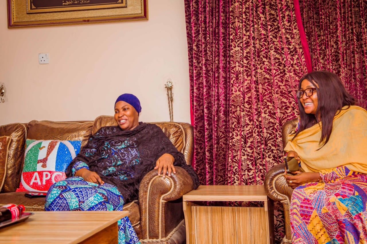 THE NATIONAL DEPUTY WOMAN LEADER OF APC RECEIVED IN AUDIENCE CHIEF PASTOR REUBEN CLIFFORD WILSON AHEAD OF CAMPAIGNS.