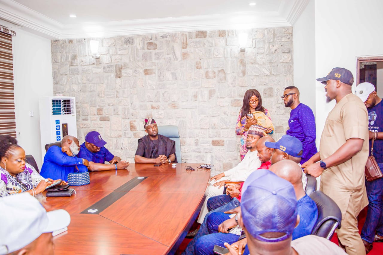 CHIEF PASTOR REUBEN MEETS WITH THE NATIONAL COORDINATOR OF THE CITY BOY PROJECT IN THE OFFICE OF THE FIRST SON OF BOLA AHMED TINUBU IN ABUJA.