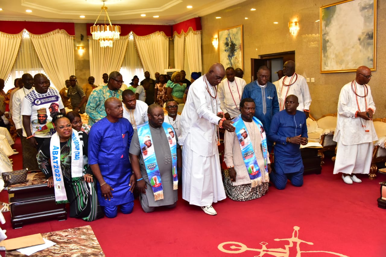 The Olu of Warri ,His Majesty Ogiame Atuwatse 111 Received founder Pastor Reuben Initiative Chief Pastor Reuben Clifford Wilson and his Entourage ahead of today's Inauguration.
