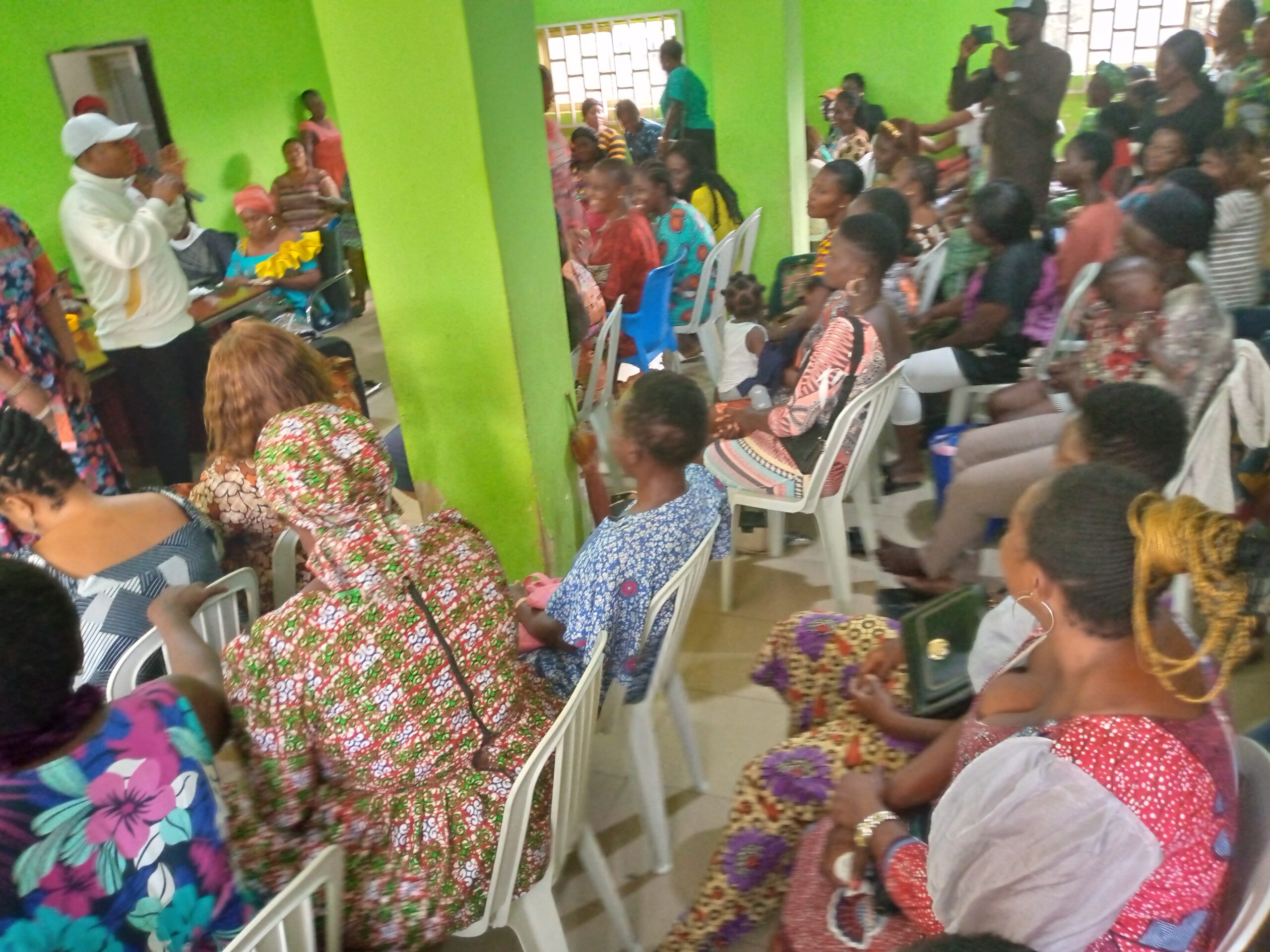 WOMEN FROM SAGBAMA CONSTITUENCY 3 PASSES VOTE OF CONFIDENCE ON APC CANDIDATE AMB EXCEL