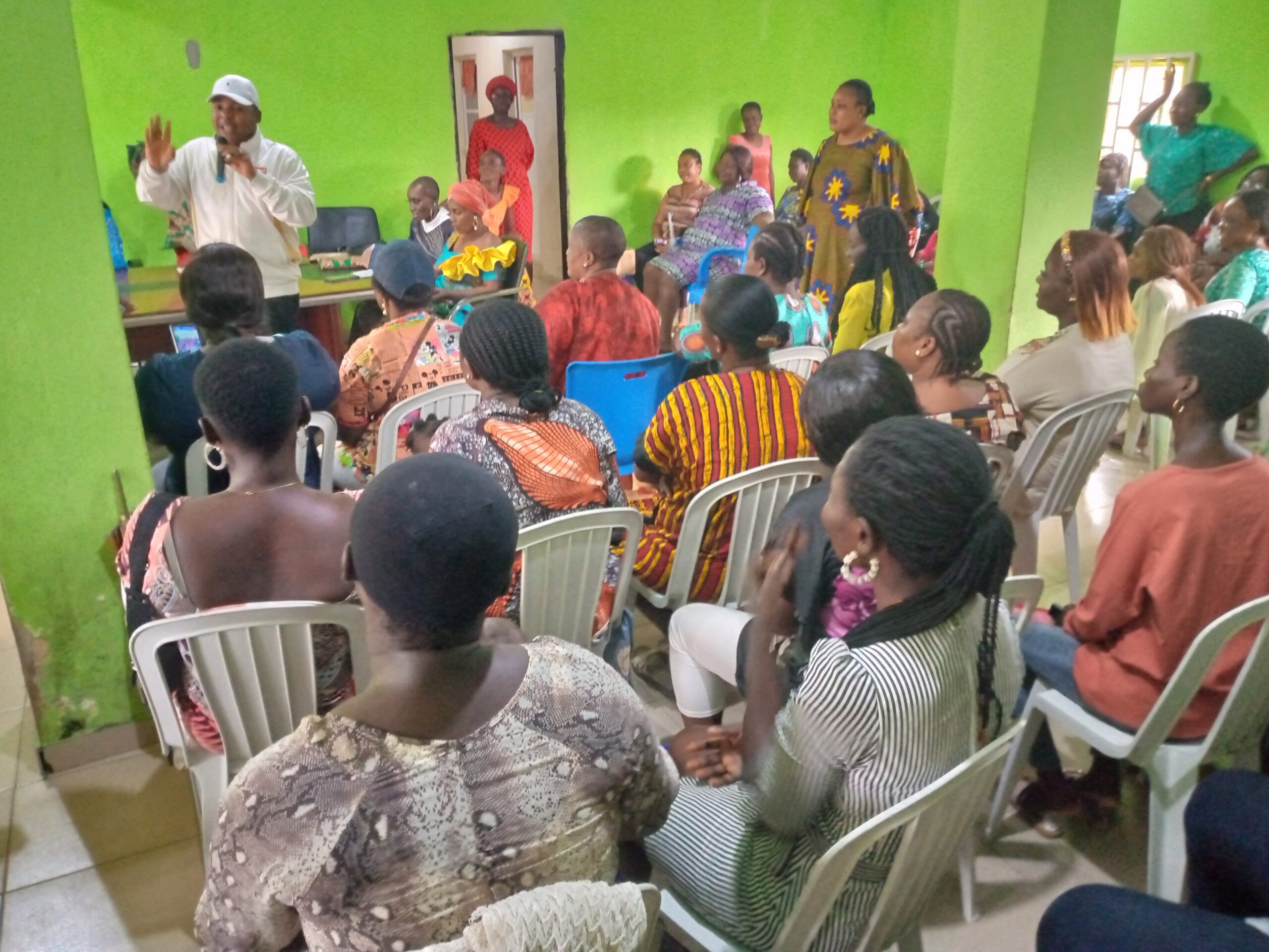 WOMEN FROM SAGBAMA CONSTITUENCY 3 PASSES VOTE OF CONFIDENCE ON APC CANDIDATE AMB EXCEL