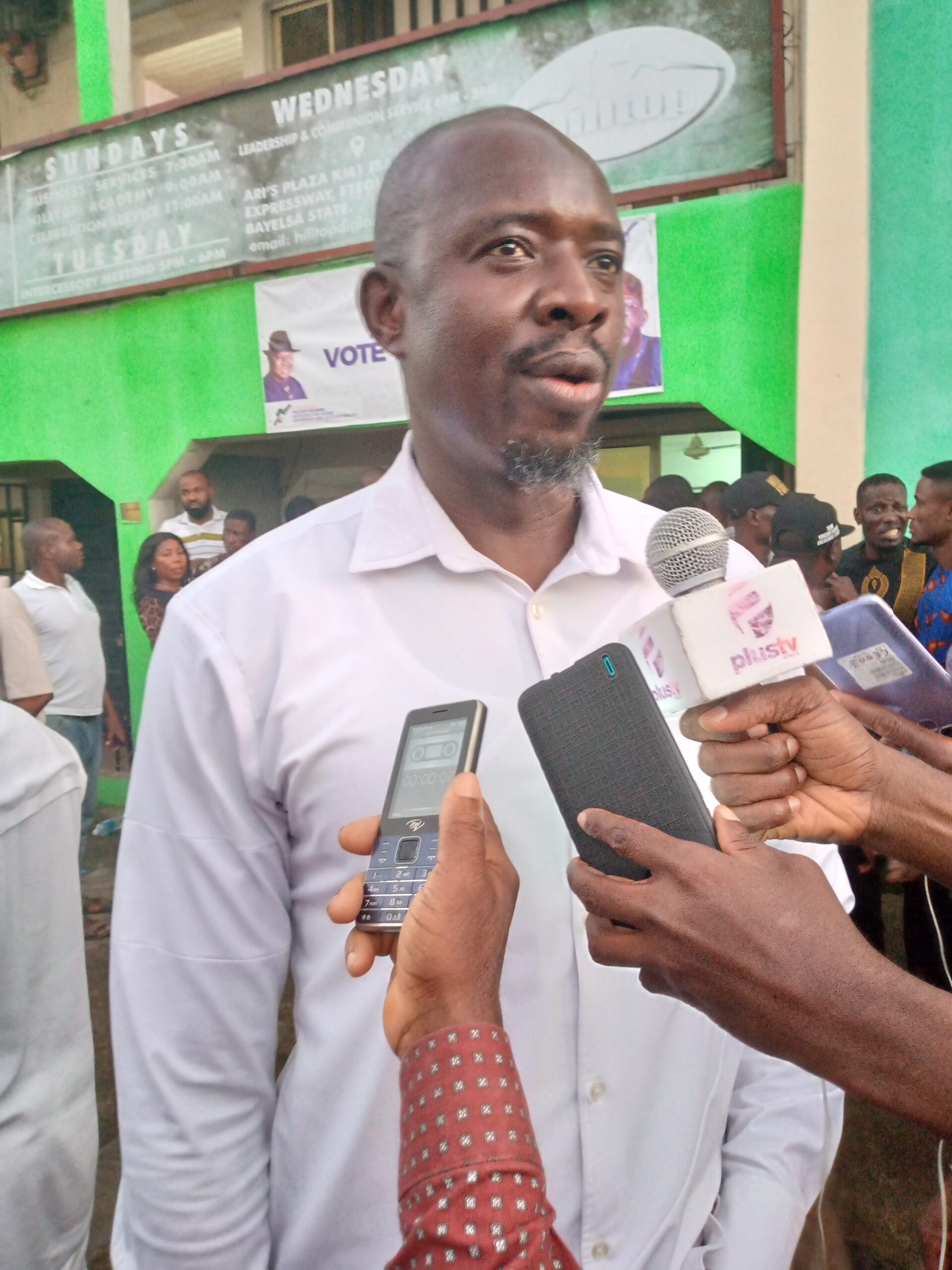 Pastor Reuben Inaugurate's 105 Ward Coordinators, Charges Them To Woo Voters For Tinubu & All Other APC Candidates Ahead of 2023 General Elections.