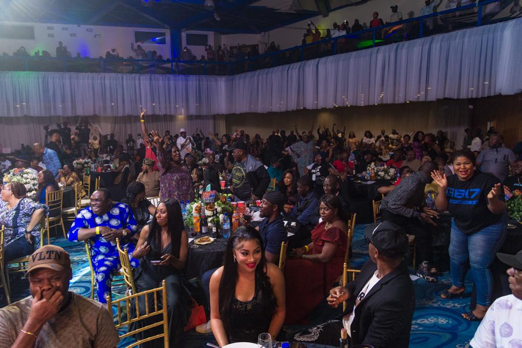 Night Of Excitement And Laughter As I Go Dye, Akpororo, AY Crack Abuja Residents -