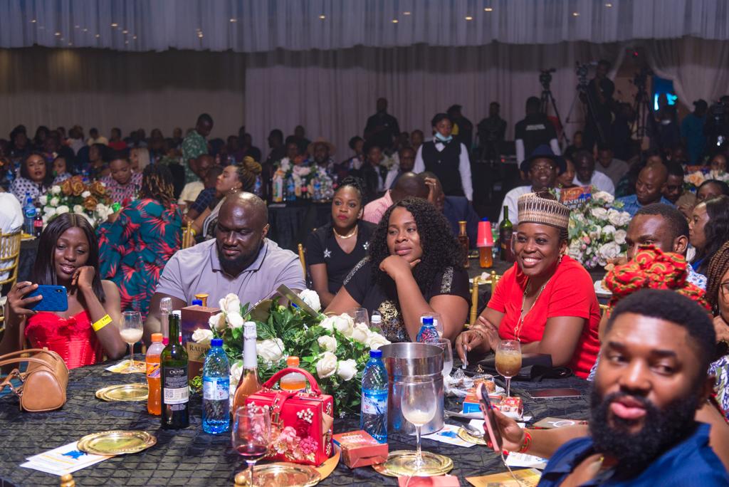 Night Of Excitement And Laughter As I Go Dye, Akpororo, AY Crack Abuja Residents -