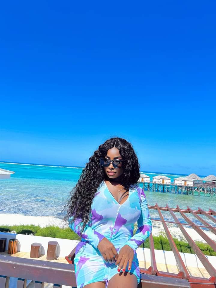 Bayelsa female welder Celebrates birthday outside the country as she enjoys herself in a vacation