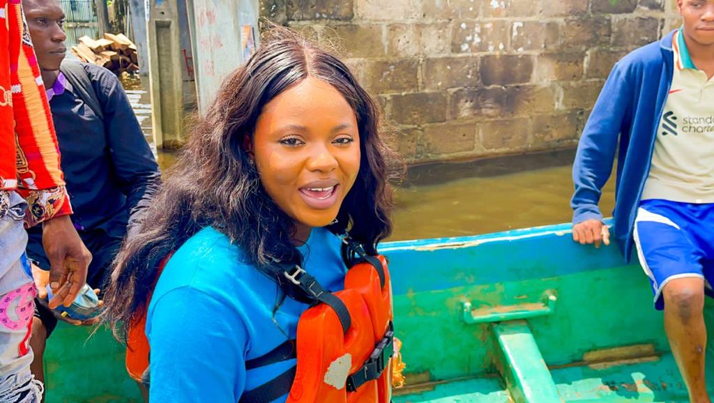 MISS NOLLYWOOD INTERNATIONAL 2022 QUEEN KARINA SIMON PORIPO SUPPORT FLOOD VICTIMS AS SHE EMBARKED ON FLOOD ASSESSMENT TOUR.