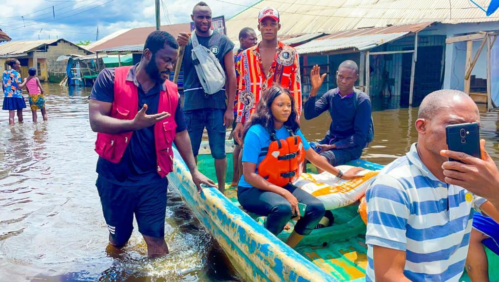 MISS NOLLYWOOD INTERNATIONAL 2022 QUEEN KARINA SIMON PORIPO SUPPORT FLOOD VICTIMS AS SHE EMBARKED ON FLOOD ASSESSMENT TOUR.