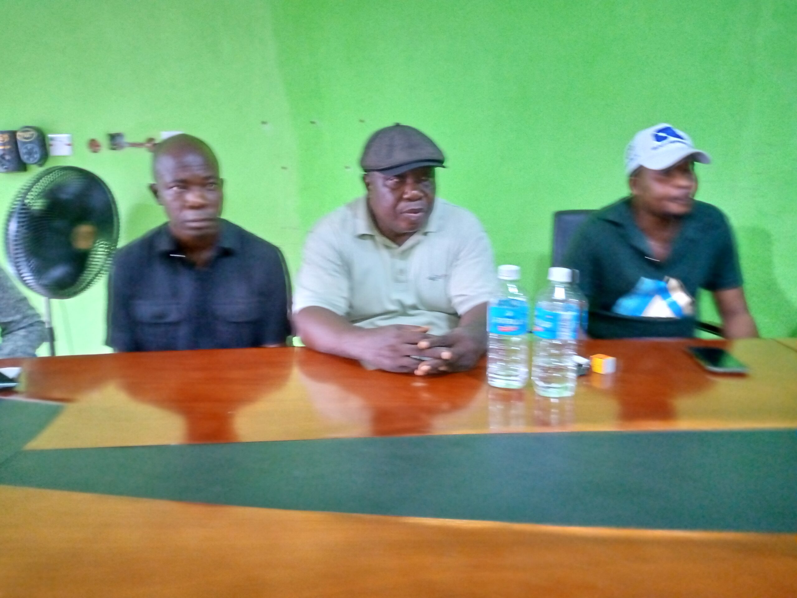 DEDICATED WOMEN OF OLODIAMA KINGDOM IN A THANK YOU VISIT TO THE SOUTH SOUTH COORDINATOR OF THE ASIWAJU GROUP (TAG) CHIEF PASTOR REUBEN CLIFFORD WILSON.