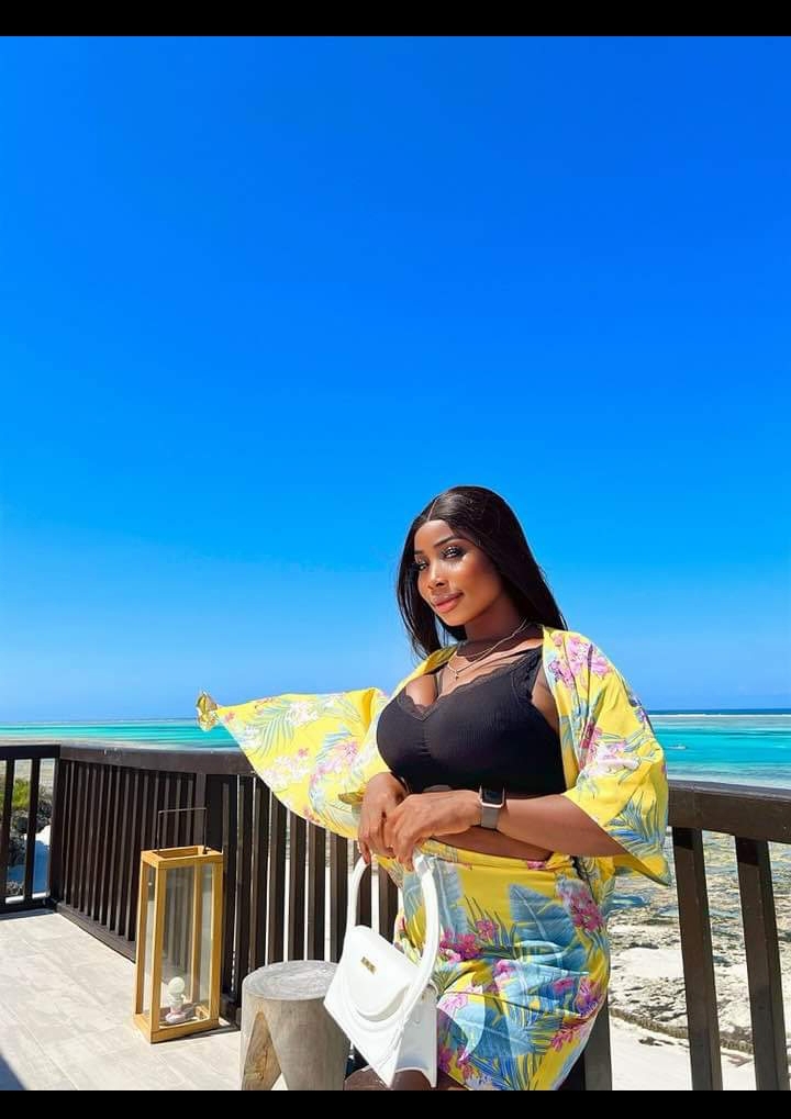 Bayelsa female welder Celebrates birthday outside the country as she enjoys herself in a vacation