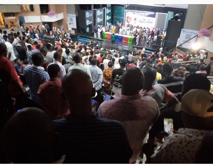 PASTOR REUBEN INAUGURATES CROSS RIVER STATE CHAPTER OF THE ASIWAJU GROUP TAG, SHUTDOWN THE CULTURAL CENTRE FOR TINUBU