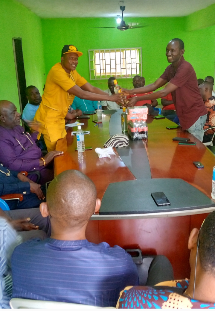 CONCERNED APC FAITHFULS OF OPUAMA KINGDOM WARD 13 SOUTHERN IJAW LGA PASSES VOTE OF CONFIDENCE ON ALL APC CANDIDATES IN SILGA.