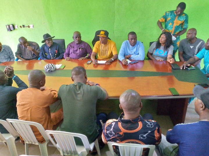 CONCERNED APC FAITHFULS OF OPUAMA KINGDOM WARD 13 SOUTHERN IJAW LGA PASSES VOTE OF CONFIDENCE ON ALL APC CANDIDATES IN SILGA.