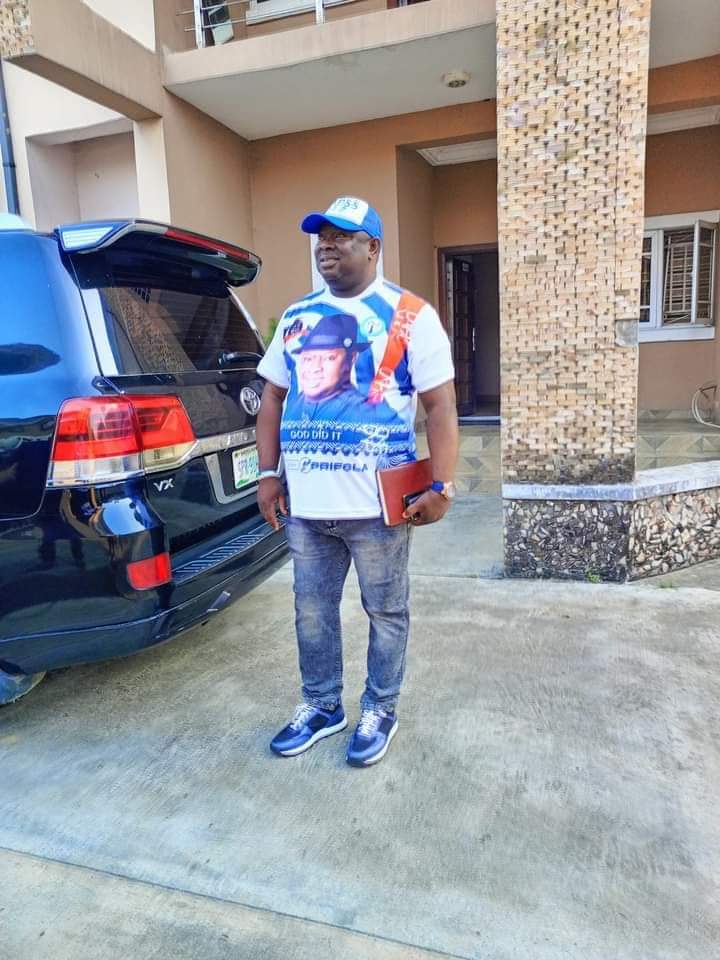 Chief Pastor Reuben Bags B.sc in Political Science