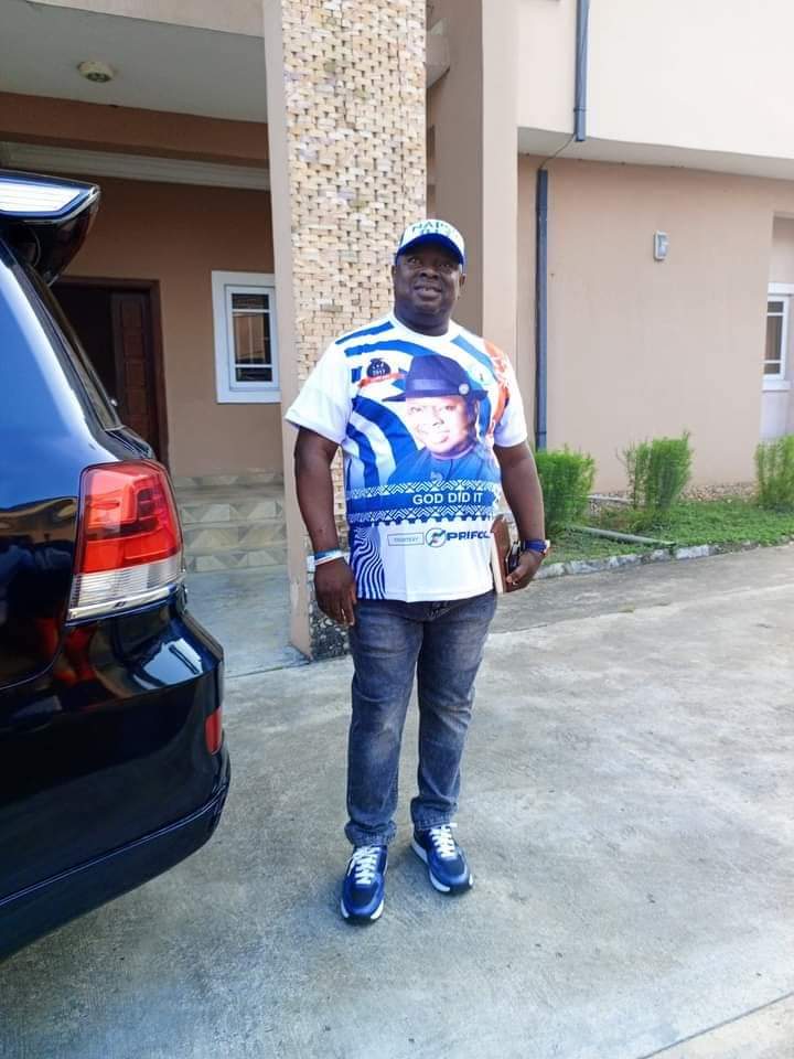 Chief Pastor Reuben Bags B.sc in Political Science