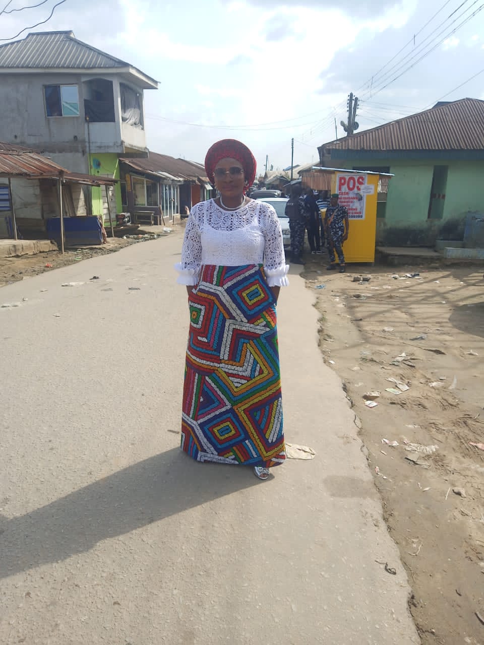 APC Professionals Women Council Coordinator Bayelsa State Pst Esther Saiyou Martins thanked Senator Oluremi Tinubu for visiting flood victims in Bayelsa State
