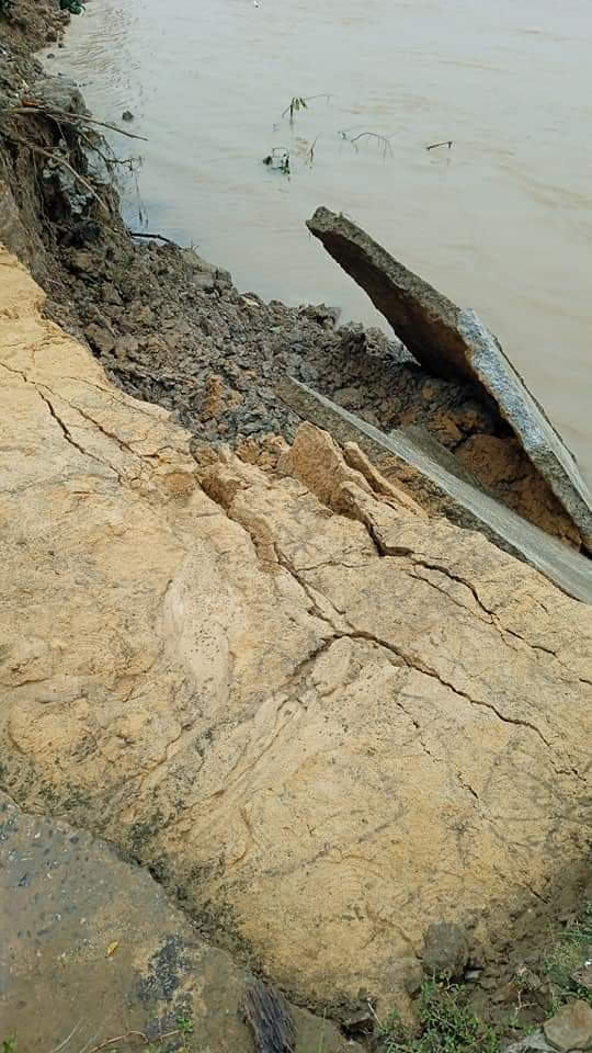 EROSION AND FLOOD IN OBOGORO COMMUNITY by Ada Gwegwe