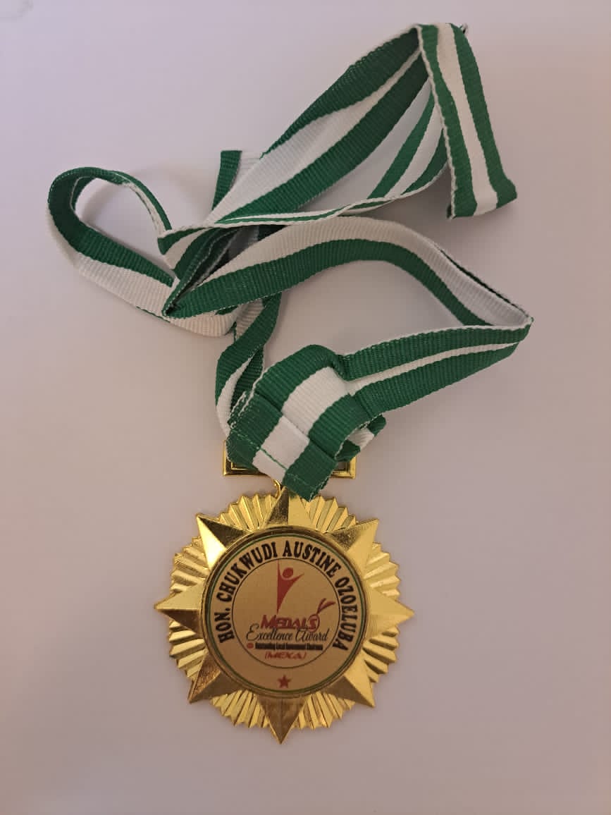 Enugu: Hon. Chukwudi Ozoeluba Honoured With Outstanding Local Government Chairman Award