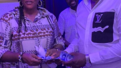 Chief Arthur-Ugwa Chinedu Celebrate Easter with Widows, Doles out Usual Monthly Cash Stipends to them, thanked Senator Paulker for Support.