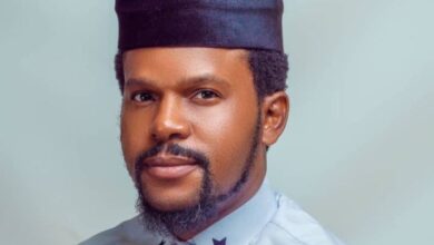 Meet AlexReports: Award-winning PR expert bridging gap between personality, brands and social media visibility