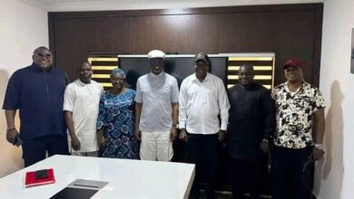 JUST IN: Earlier today, The All Progressives Congress (APC) Bayelsa State Chapter Reconciliation Committee led by Hon. Ebitimi Amgbare paid a visit to the leader of Bayelsa APC, Chief Timipre Sylva at his Abuja, also visited Lyon