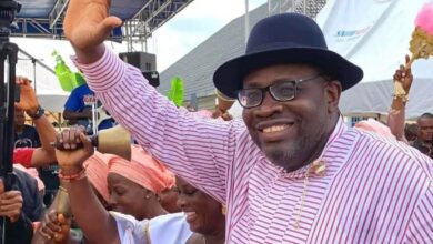 Breaking news: Ekelga CDC Chairmen Pass Vote Of Confidence On Senator Henry Seriake Dickson